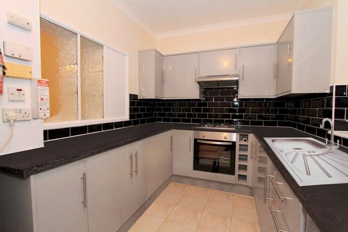 1 Bedroom Flat To Rent In Lordship Lane, London, N17