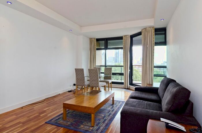 2 Bedroom Flat To Rent In City Road, London, EC1Y