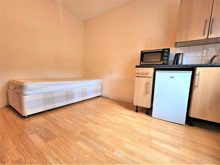 Property To Rent In Cranbrook Park, London, N22