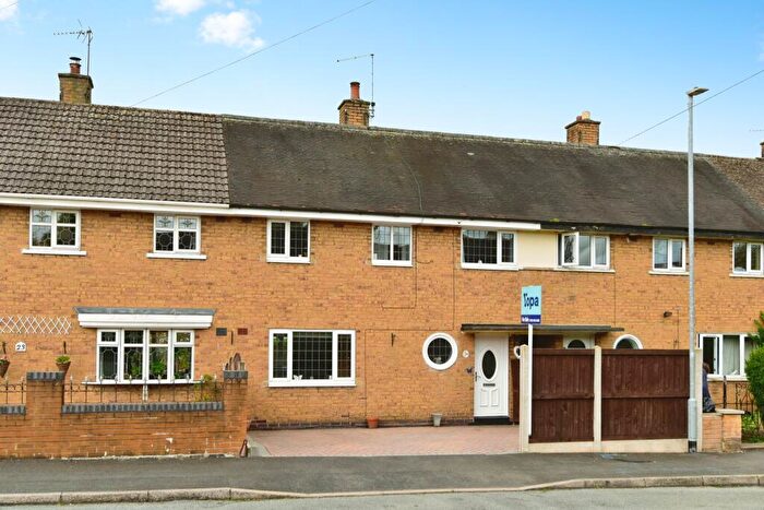 3 Bedroom Town House For Sale In The Quadrangle, Endon, Stoke-on-trent, ST9