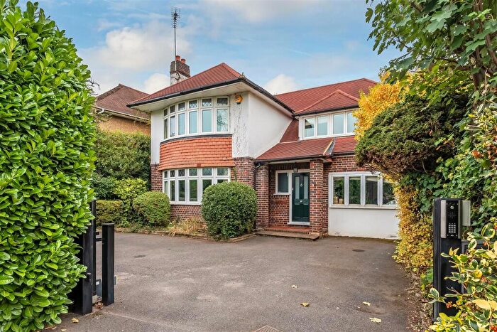 4 Bedroom Detached House For Sale In Epsom Road, Epsom, KT17
