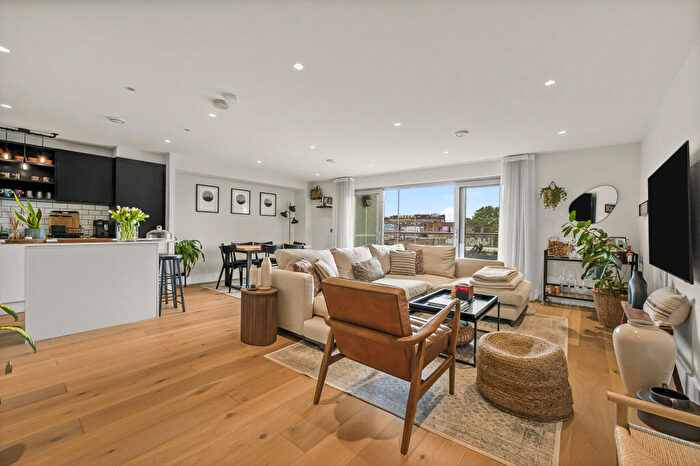 2 Bedroom Apartment For Sale In Highshore Road, Peckham, SE15