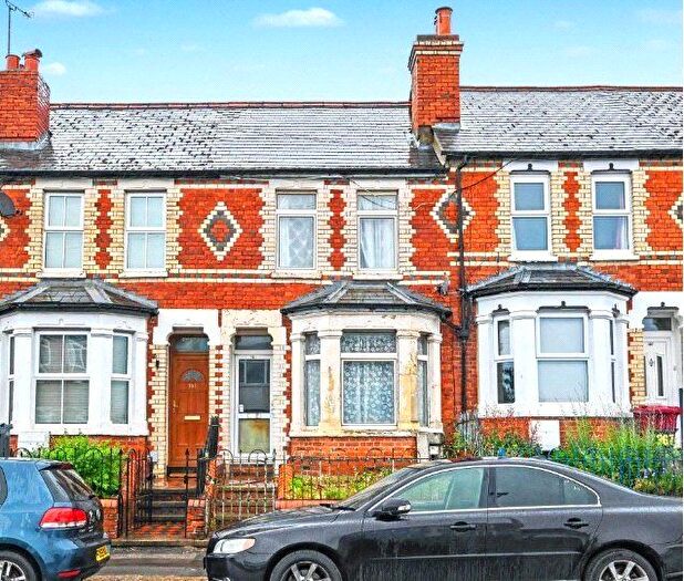 4 Bedroom Terraced House To Rent In Elgar Road South, Reading, Berkshire, RG2