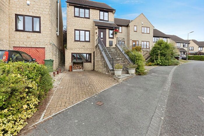 4 Bedroom Detached House For Sale In Delmont Grove, Stroud, GL5