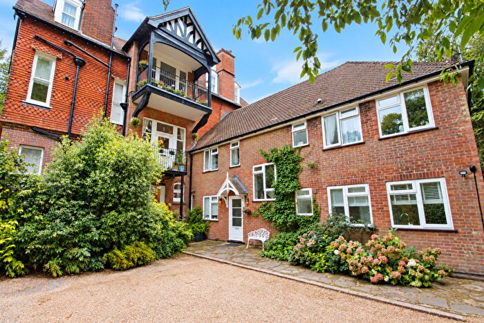 1 Bedroom Flat To Rent In Bramley Croft, Tower Road, Hindhead, Surrey, GU26
