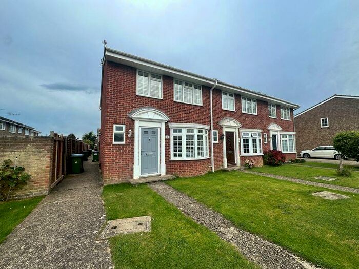 3 Bedroom End Of Terrace House To Rent In Coventry Close, Bognor Regis, PO21