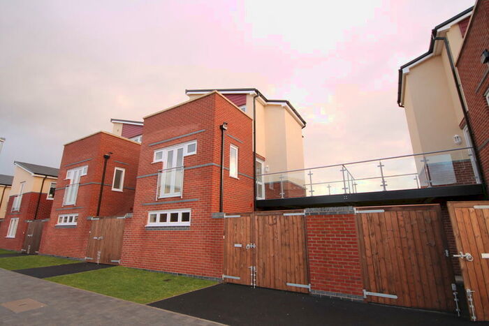 3 Bedroom Detached House To Rent In Barlow Close, Buckshaw Village, PR7