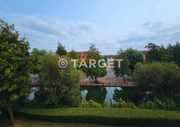 2 Bedroom Flat To Rent In Webley Court Enfield, EN3