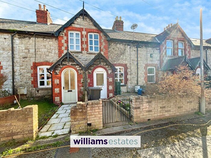 2 Bedroom Terraced House To Rent In Abergele, LL22