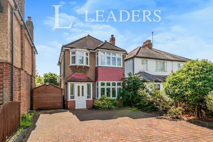 3 Bedroom Detached House To Rent In Chessington Road, West Ewell, Epsom, KT19