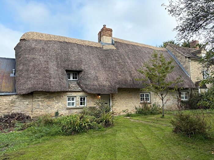 3 Bedroom Character Property To Rent In Lower Wayside Cottage, Chapel Road, South Leigh, Oxfordshire, OX29