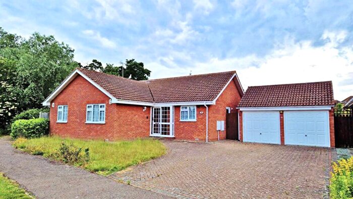 3 Bedroom Detached Bungalow For Sale In Charnock Close, Kirby Cross, CO13