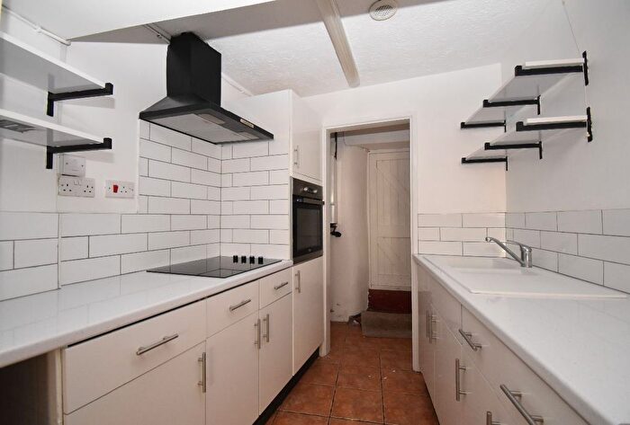 3 Bedroom Terraced House To Rent In North Street, Okehampton, EX20