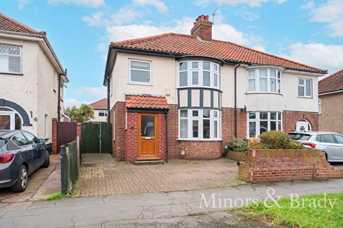 3 Bedroom Semi Detached House To Rent In Stratford Drive, Norwich, NR1