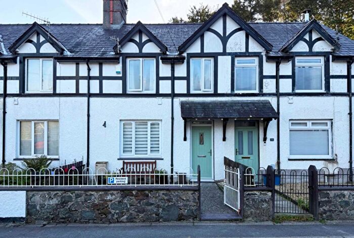 2 Bedroom Terraced House For Sale In Vaynol Cottages, Llanberis, Caernarfon, Gwynedd, LL55