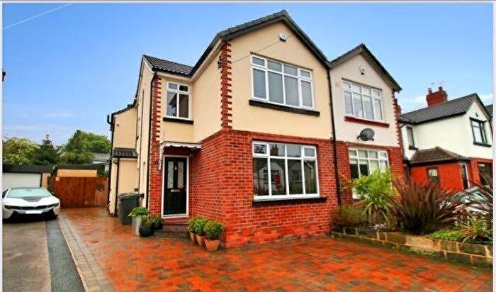 4 Bedroom Semi-Detached House To Rent In Victoria Walk, Horsforth, Leeds, West Yorkshire, LS18