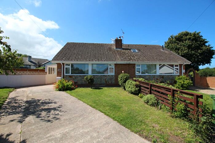 2 Bedroom Bungalow For Sale In Maes Owen, Bodelwyddan, Denbighshire, LL18
