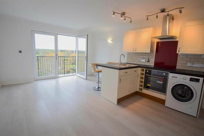 1 Bedroom Flat To Rent In Gloucester Street, Malmesbury, SN16