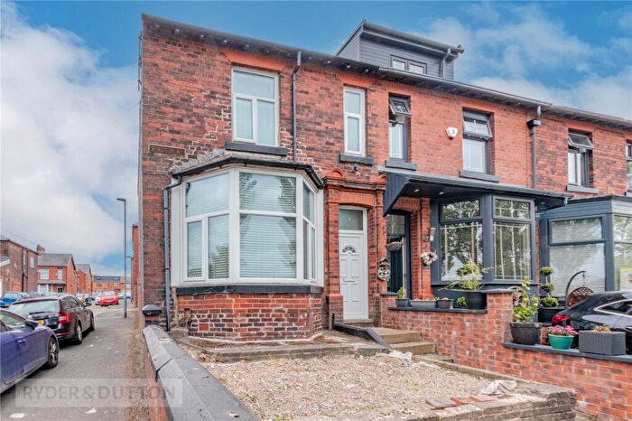 3 Bedroom End Of Terrace House For Sale In Windsor Road, Coppice, Oldham, OL8