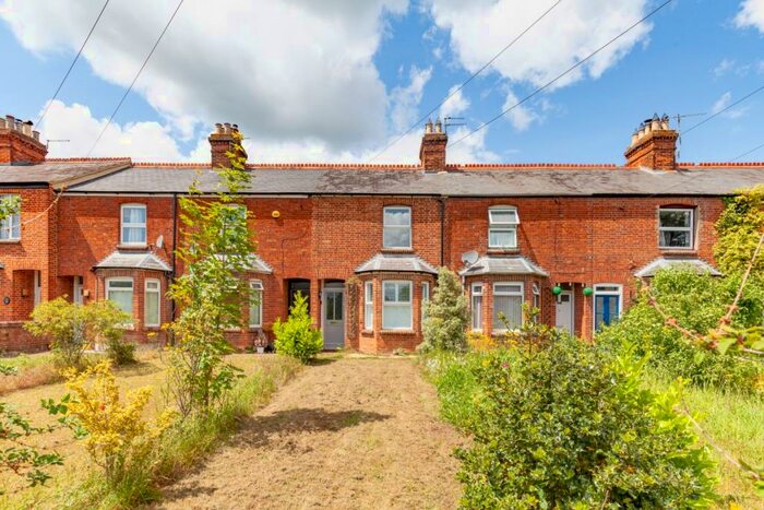 2 Bedroom Terraced House To Rent In Cowley Road, Littlemore, OX4