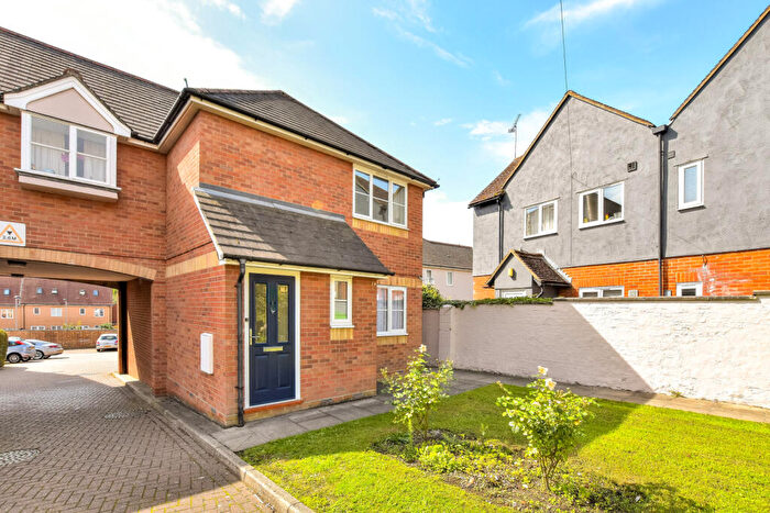 1 Bedroom Maisonette To Rent In Rose Gardens, Rose Hill, Braintree, Essex, CM7