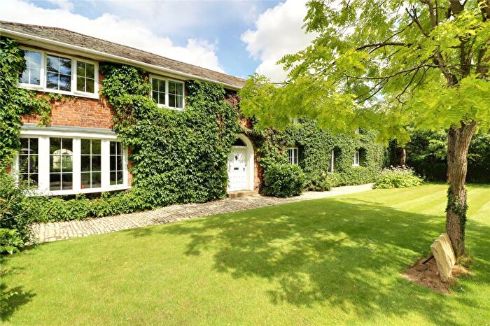 4 Bedroom Detached House For Sale In Redbourne Park, Redbourne, Lincolnshire, DN21