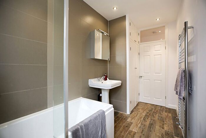 2 Bedroom Flat To Rent In Dyke Road, Brighton, BN1