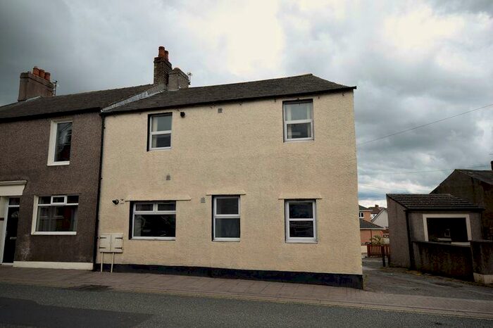 2 Bedroom Flat To Rent In Queen Street, Aspatria, Wigton, CA7