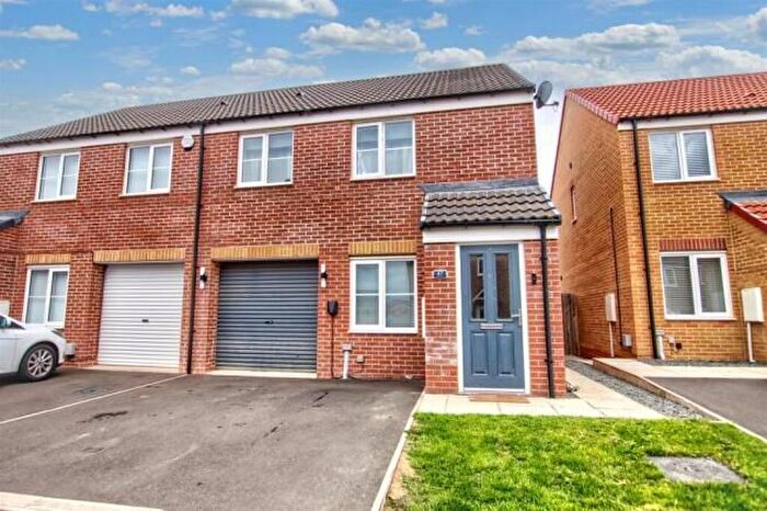 3 Bedroom Semi-Detached House For Sale In Port Way, Ingleby Barwick, Stockton-On-Tees, TS17