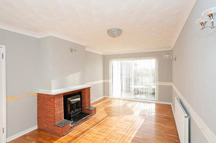 3 Bedroom Terraced House To Rent In Peascroft Road, Hemel Hempstead, HP3