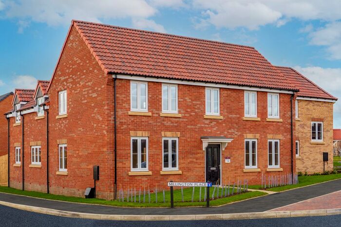 5 Bedroom Detached House For Sale In Fernwood, Newark, Nottinghamshire, NG24