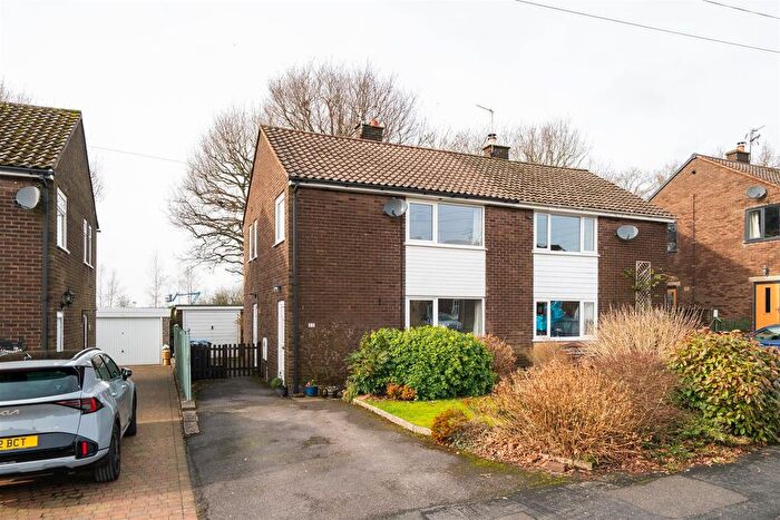 3 Bedroom Semi Detached House For Sale In Pinewood Road, Matlock, DE4