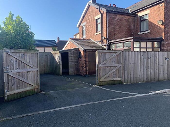 3 Bedroom Semi-Detached House To Rent In Lytham Road, Freckleton, Preston, PR4