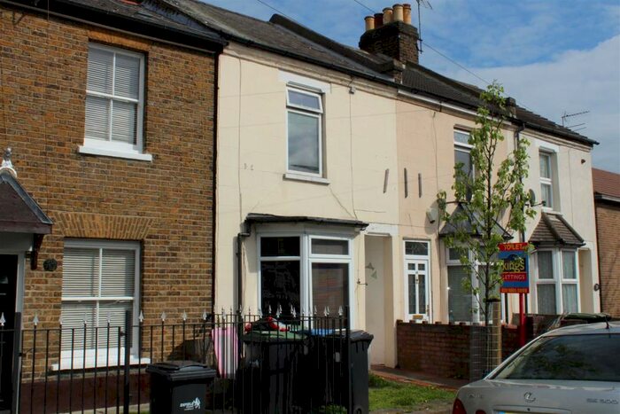 3 Bedroom Terraced House To Rent In Raynton Road, Enfield, EN3