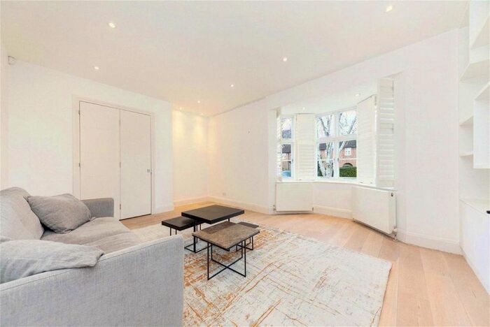 4 Bedroom Terraced House To Rent In Rotherwick Road, London, NW11