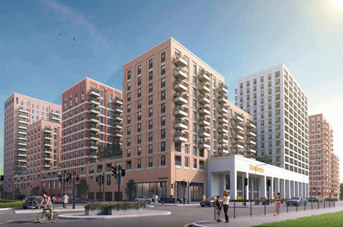 3 Bedroom Flat For Sale In Henshaw Parade, West Hendon, NW9