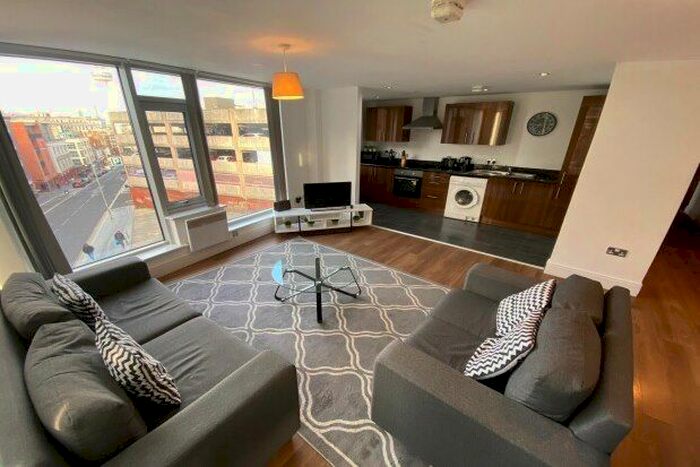 2 Bedroom Flat To Rent In Mount Pleasant, Liverpool, L3