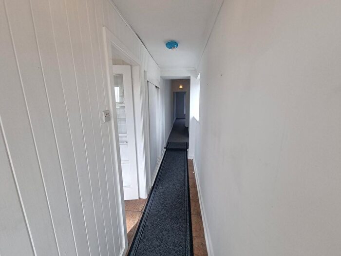 2 Bedroom Flat To Rent In The Square, Pentraeth, LL75