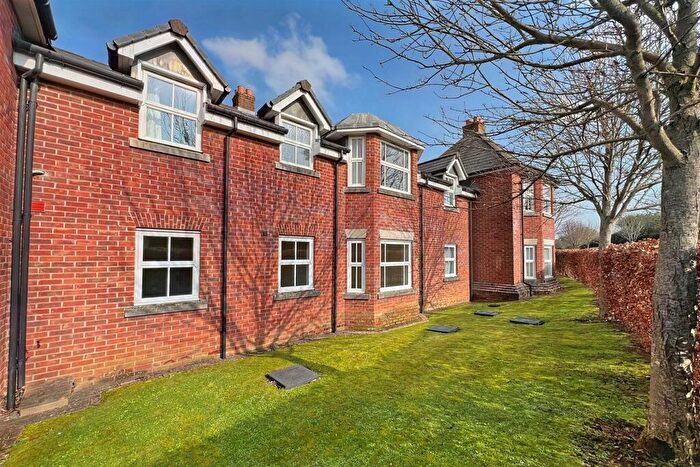 2 Bedroom Flat For Sale In Salisbury City Centre, SP2