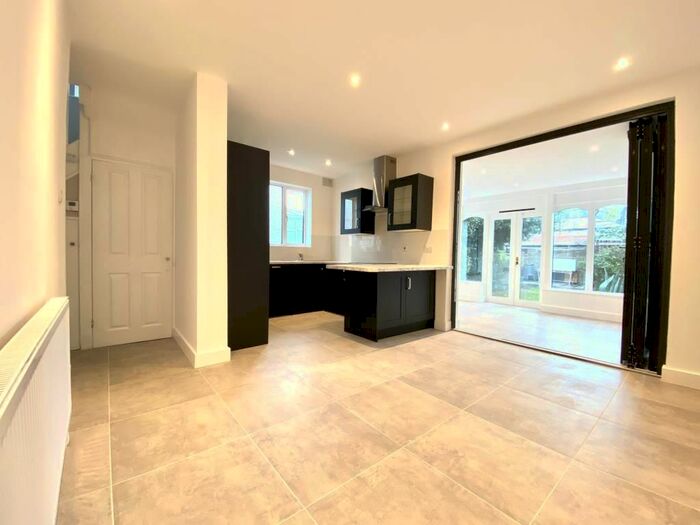 4 Bedroom Semi-Detached House To Rent In Chudleigh Road, Twickenham, TW2