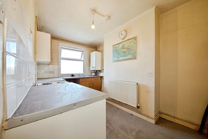 4 Bedroom Terraced House For Sale In Church Street, London, N9