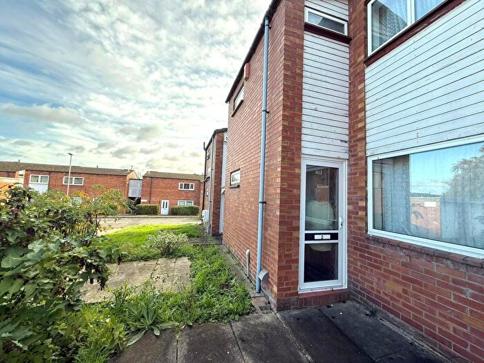 3 Bedroom Terraced House To Rent In Milbrook Walk, Leicester, LE4