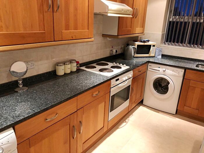 1 Bedroom Flat To Rent In Victoria Gardens, Cradley Heath, B64