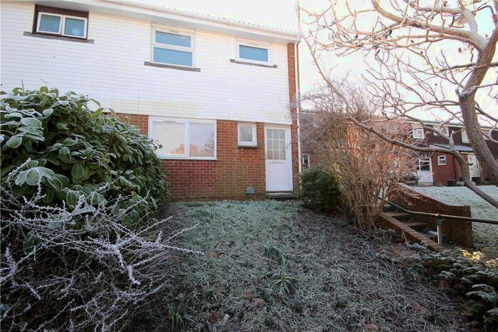 3 Bedroom Detached House To Rent In Rye Close, Guildford, Surrey, GU2