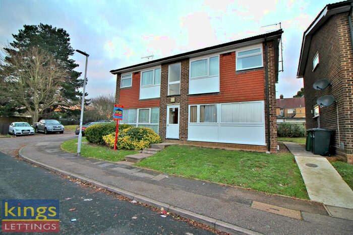 1 Bedroom Flat To Rent In Berners Way, Broxbourne, EN10