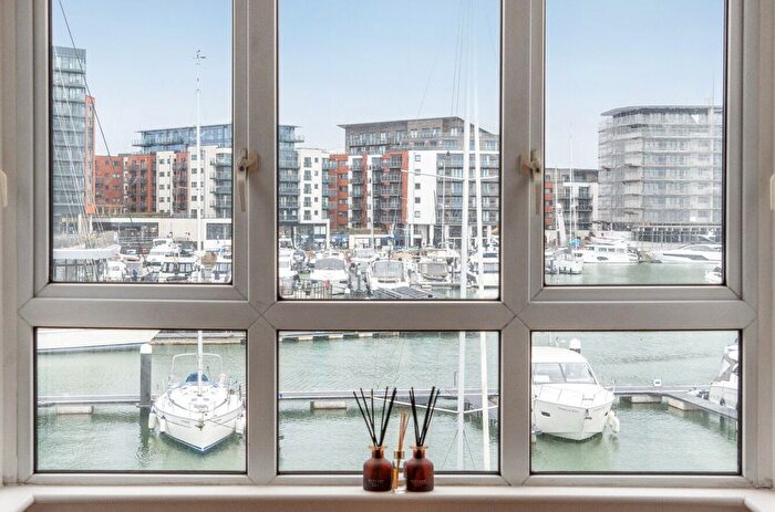 1 Bedroom Flat To Rent In Atlantic Close, Southampton, Hampshire, SO14