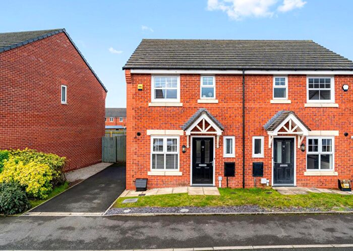 3 Bedroom Semi Detached House For Sale In Cotton Meadows, Bolton, BL1