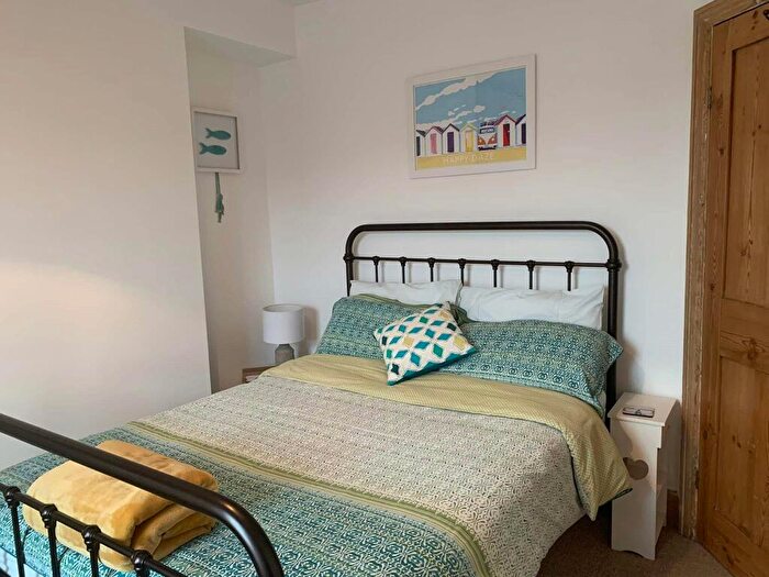 3 Bedroom Terraced House For Sale In Station Road, Braunton, Devon, EX33