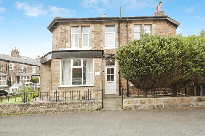 3 Bedroom End Of Terrace House For Sale In Skipton Street, Harrogate, HG1
