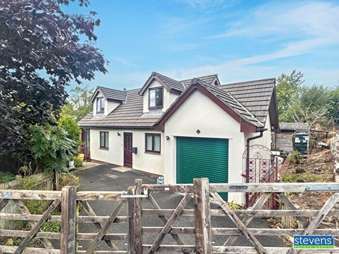 3 Bedroom Detached House For Sale In Cob Meadow, Hatherleigh, Okehampton, Devon, EX20